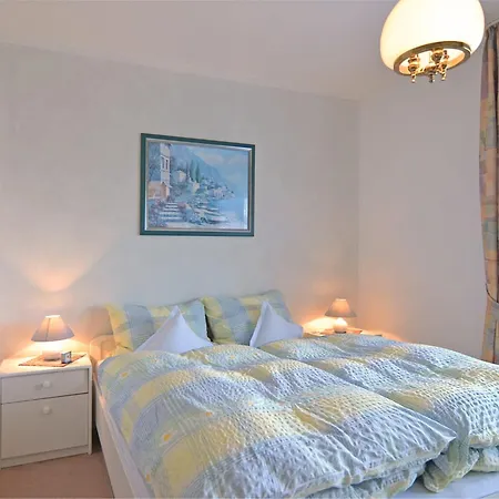 Daire In Deifeld Near Resorts, Cleaning Included
